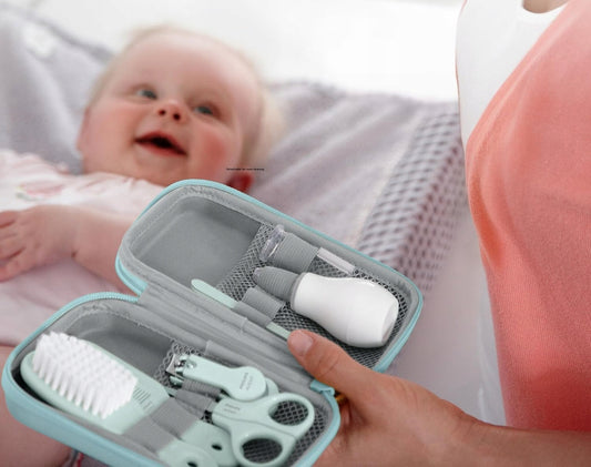 PHILIPS AVENT SCH401/00 súprava na starostlivosť o dieťa 9 dielov + puzdro