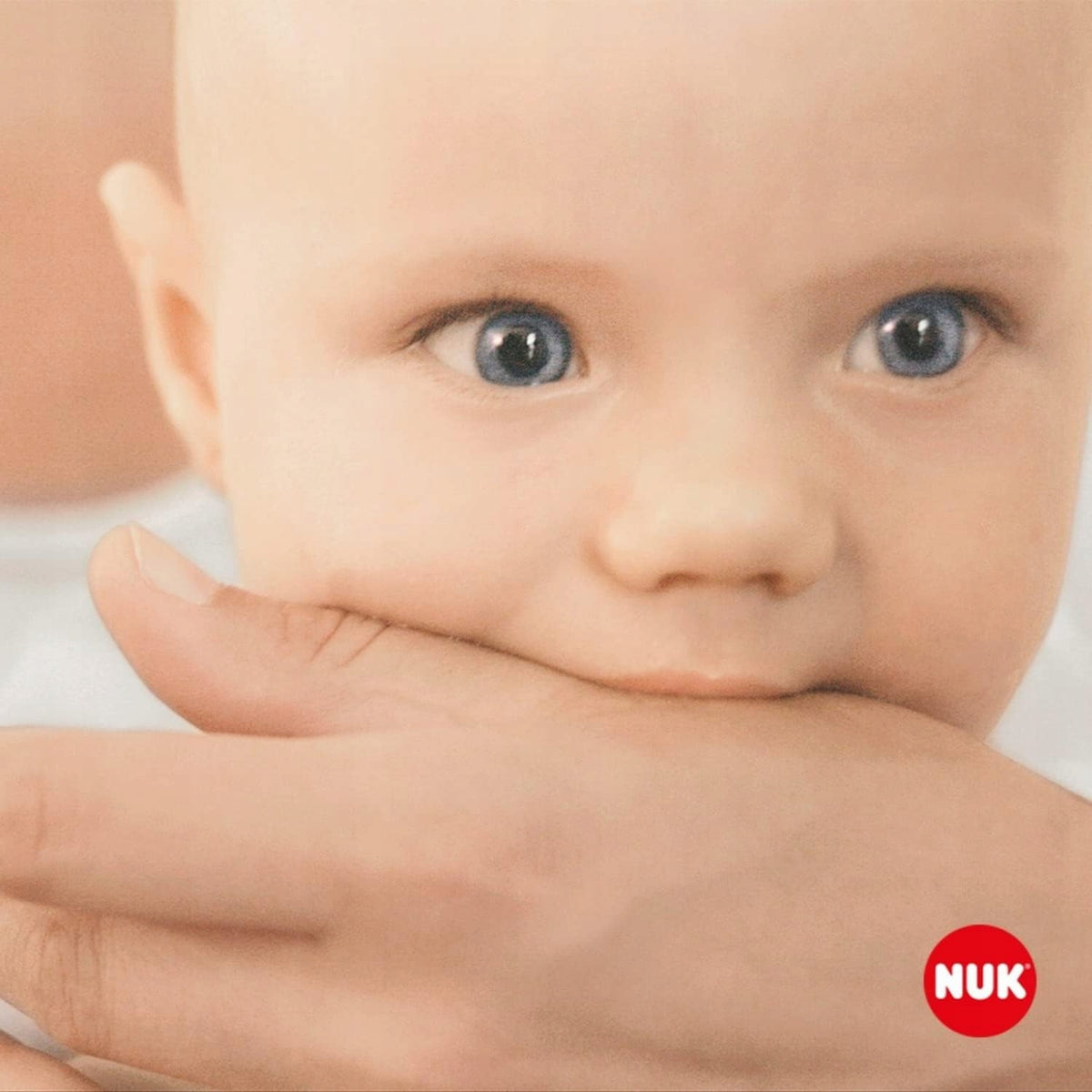 NUK Extra Cool hryzadlo s chladiacim a masážnym účinkom 3 m+
