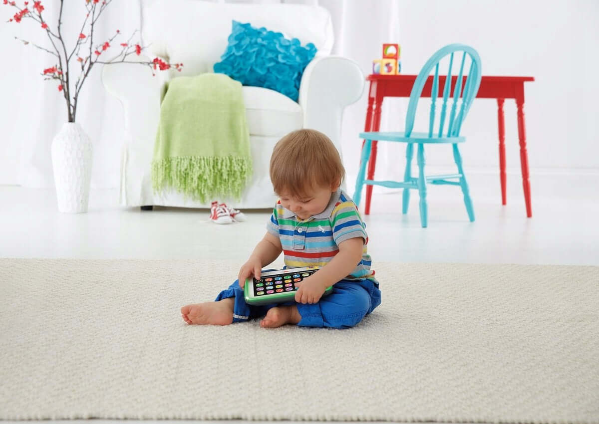 FISHER-PRICE tablet interaktywny J.NIEMIECKI dla dzieci 12-36 m, kolorowy, z dźwiękami i piosenkami