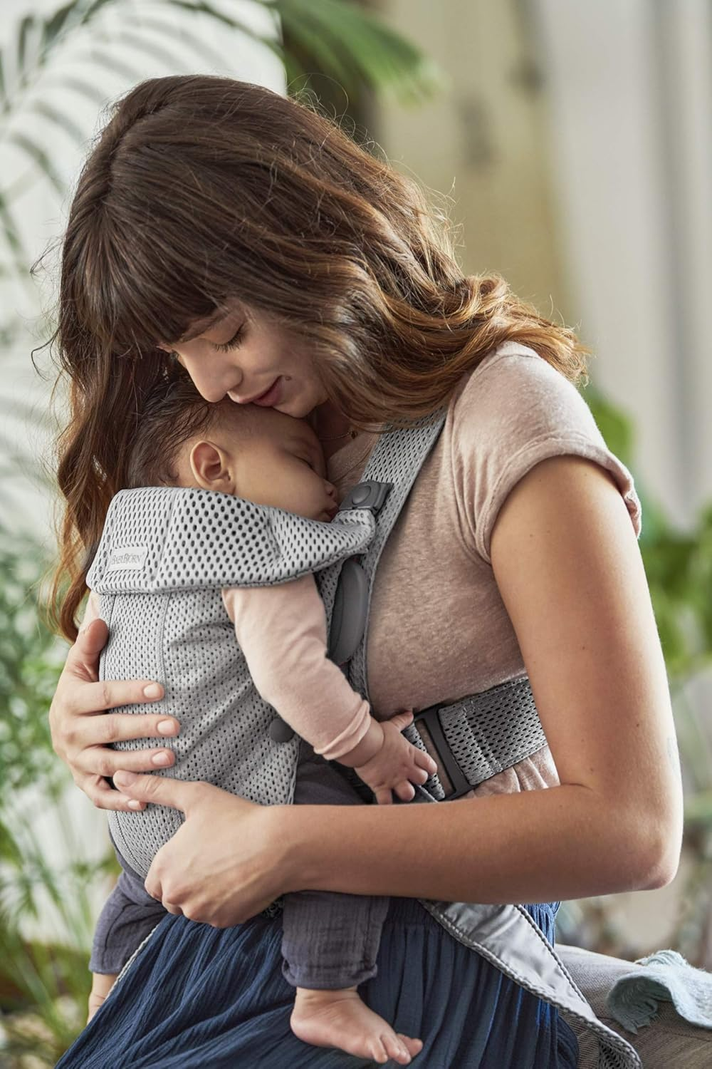 BABYBJORN MINIERGONOMIC CARRIERCOLOUR BLACK3-11kgNew condition, packaging may show signs of storage or be