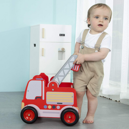 LABEBE drevené chodítko HASIČSKÉ AUTO 37,5 x 45 cm