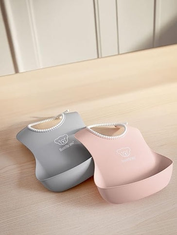 BABYBJORN silikónové podbradníky s vreckom x2