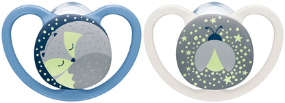 NUK Space Night upokojujúci cumlík silikónový x2 18-36 mesiacov + box