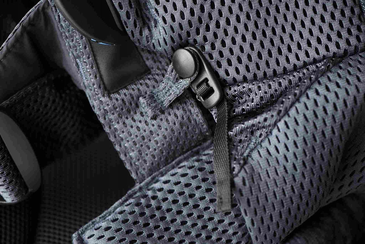 BABYBJORN Airy Mesh ergonomický nosič 3,5-12kg
