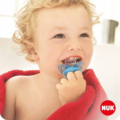 Additional ventilation holes and fewer contact points are gentle on baby's sensitive skin; the light effect