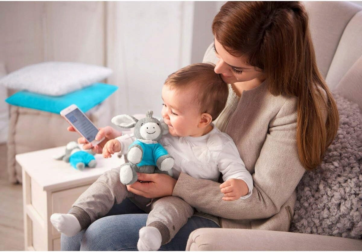 STERNTALER Somárik Erik plyšová hračka s hracou skrinkou a Bluetooth reproduktorom 20 cm