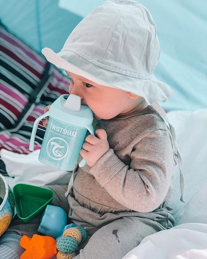 TWISTSHAKE Mini Cup kubek niekapek z ustnikiem i blenderem 230 ml 4 m+