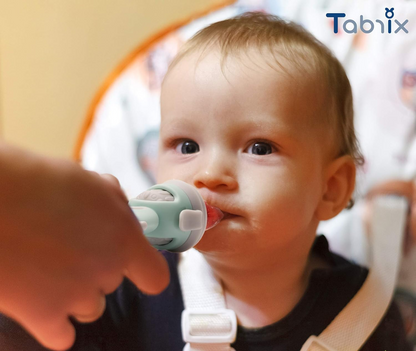 TABRIX hryzadlo s podávačom ovocia pre deti 3 m+ 2 kusy, 6 náustkov