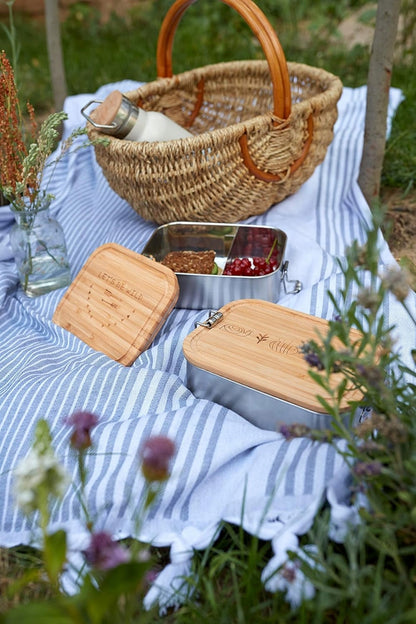 LASSIG Garden Explorer oceľovo-bambusový desiatový box 12,7 × 17,5 cm