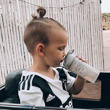 TWISTSHAKE Straw Cup nevytekajúci pohár so slamkou 360 ml 6 m+
