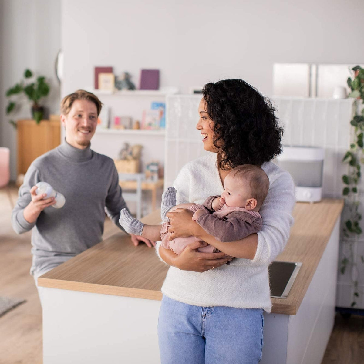 PHILIPS AVENT електрически парен стерилизатор 1