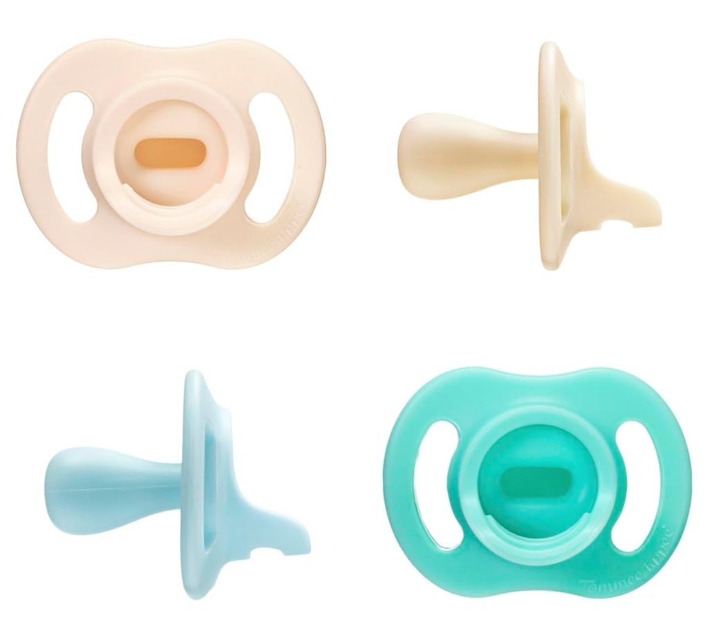 TOMMEE TIPPEE Ultra Light StayPut cumlík x4 0-6msc