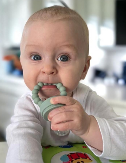 STONNY hryzadlo s podávačom ovocia pre deti + 3 náustky 3–24 m