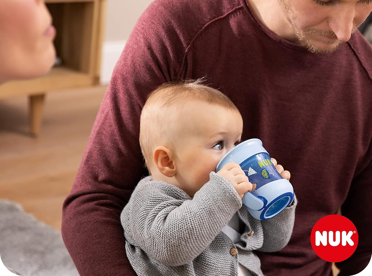 NUK Mini Magic Cup netečúci pohár svietiaci v tme 360° 160 ml 6 m+