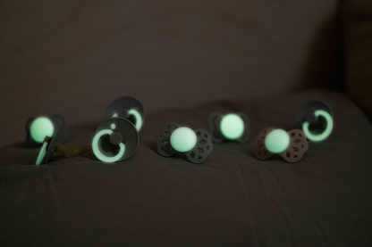 BIBS SUPREME GLOW silikónové cumlíky 6msc+ SYMETRICKÉ