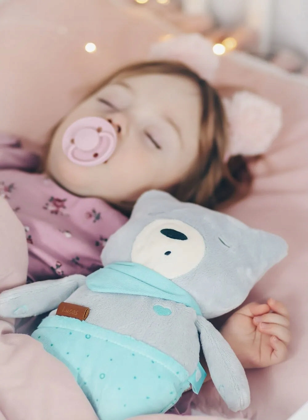 MyHummy šumiaca plyšová hračka MEDVEDÍK SIMON 24 cm