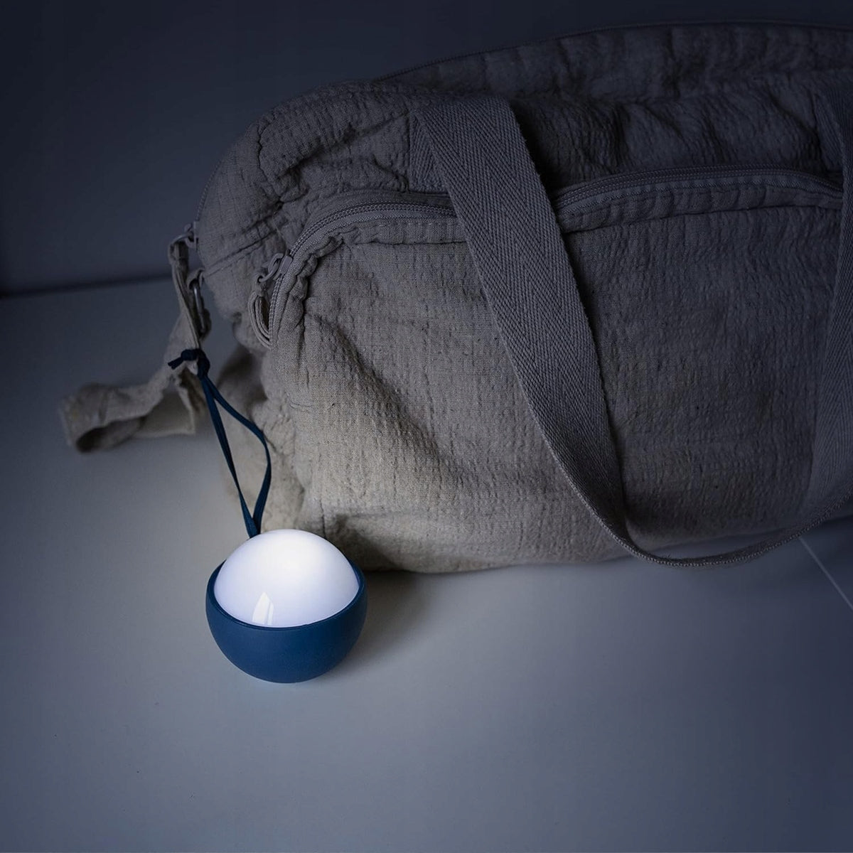 PABOBO Little MoonLED portable night lightage 18 m+colour bluediameter 6.5 cmbattery power supply (cable