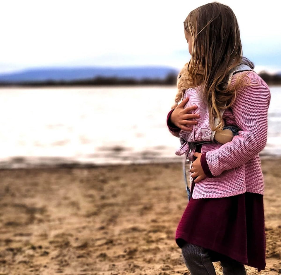 HOPPEDIZ soft carrier for dolls and stuffed animals