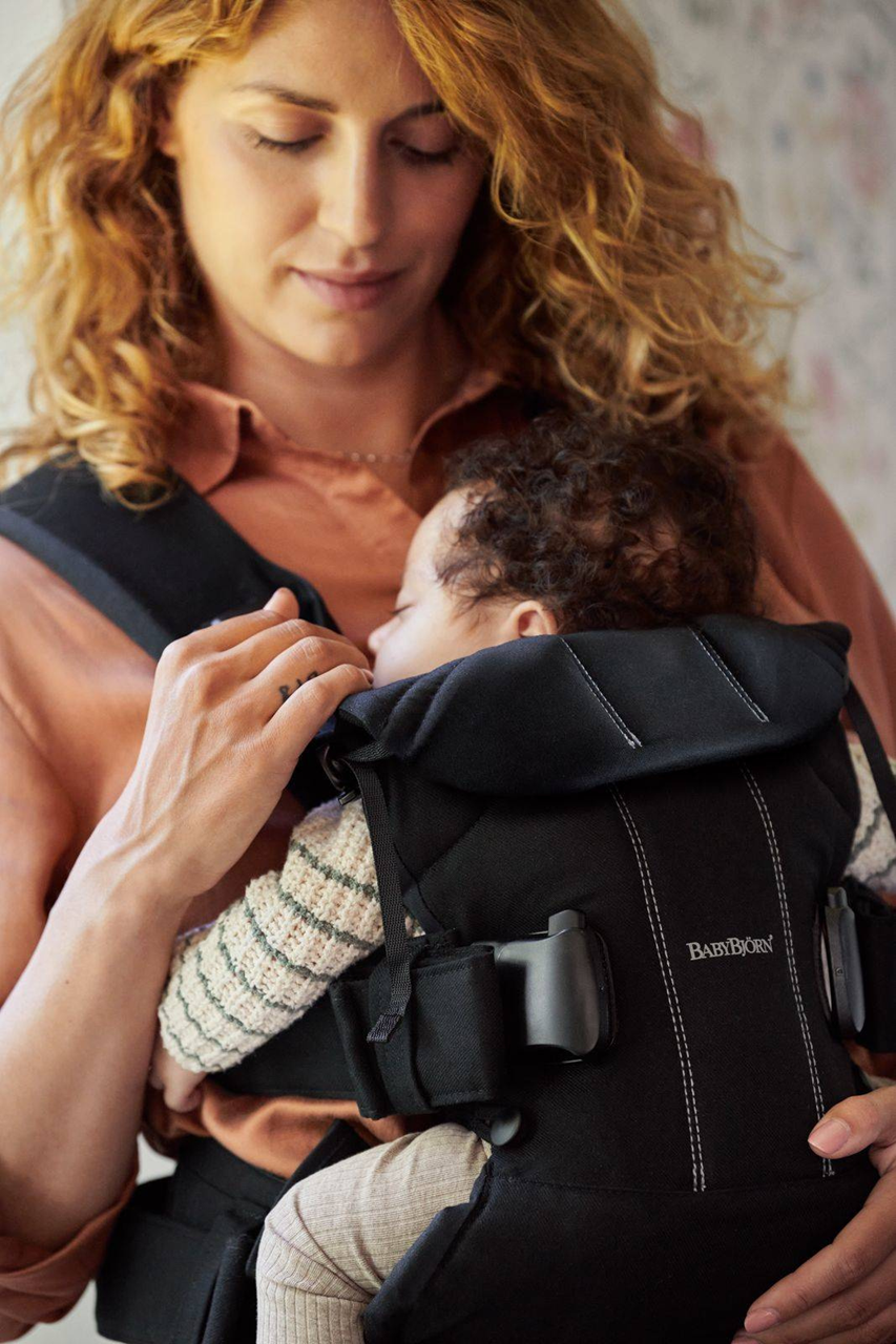BABYBJORN ONE ergonomický nosič 3,5-15kg