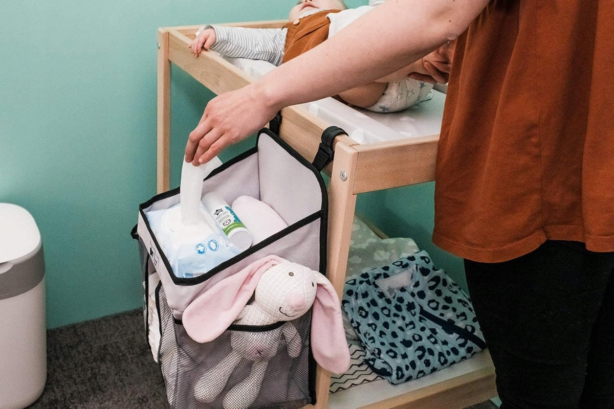TOMMEE TIPPEE Easi Change skladací organizér na prebaľovanie na stôl 38 cm