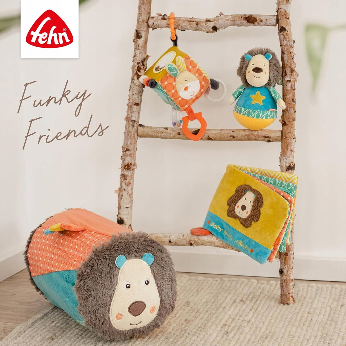 FEHN Funky Friend hrkálka STUHA 18 cm hrkálka LEV