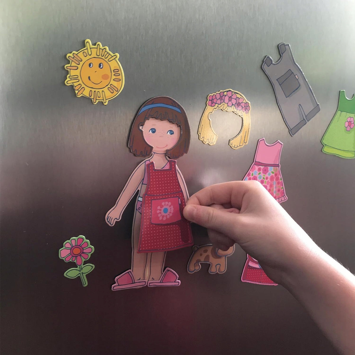 HABA magnetická skladačka Obleč Lilli 4 pozadia 54 magnetov