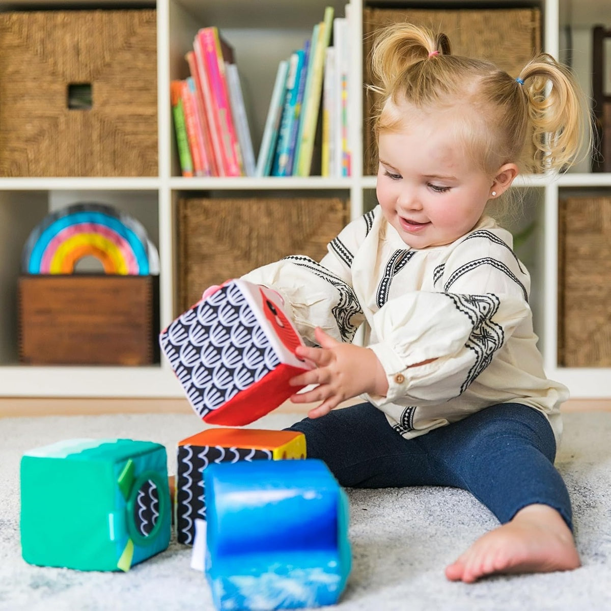 BABY EINSTEIN Explore & Discover Blocks mäkké vzdelávacie kocky 4 kusy