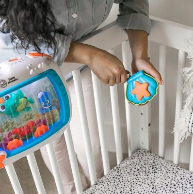 BABY EINSTEIN Morské Sny HRACIA SKRINKA + DIAĽKOVÝ OVLÁDAČ
