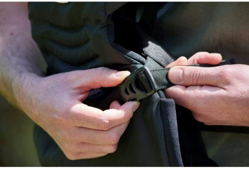 35b5a81541028a0413925cc03d35