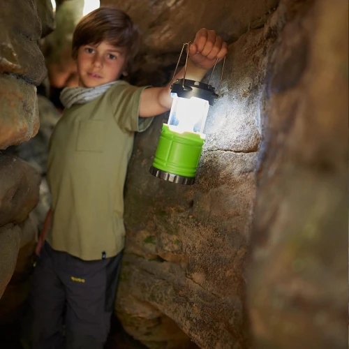 HABA Terra Kids prenosná LED lampa s držadlami a úložným priestorom 8,5 x 19 cm